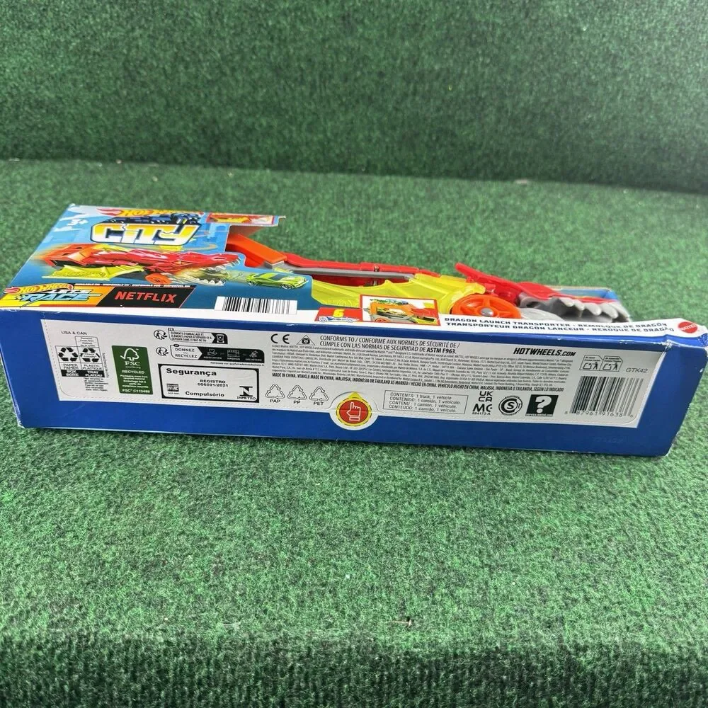 Hot Wheels City Dragon Launch Transporter 1 Vehicle New